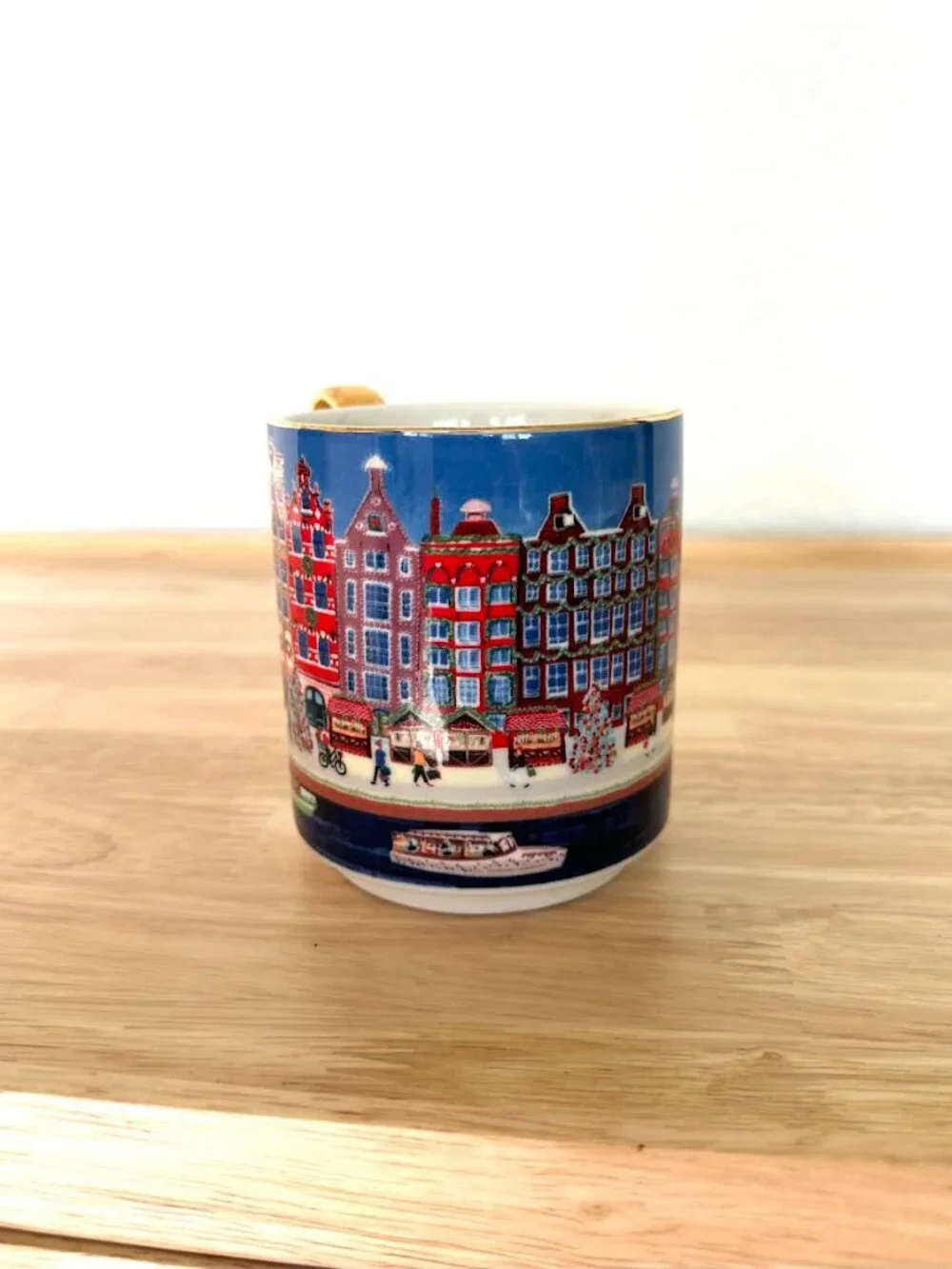 Anthropologie Holiday in The City Amsterdam Mug Merry & Bright - Picture 9 of 12